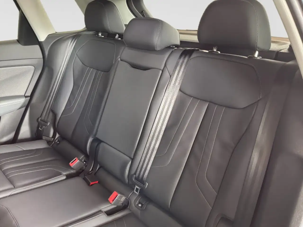 Audi Q3 снимка Audi Q3