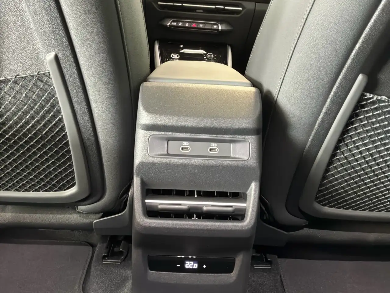 Audi Q3 снимка Audi Q3