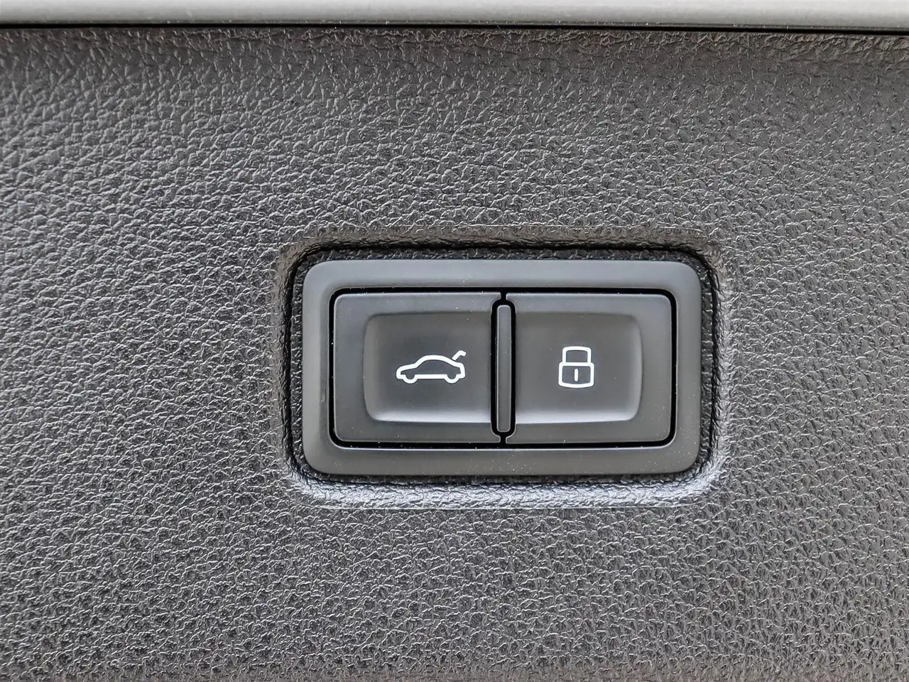 Audi Q7 снимка Audi Q7