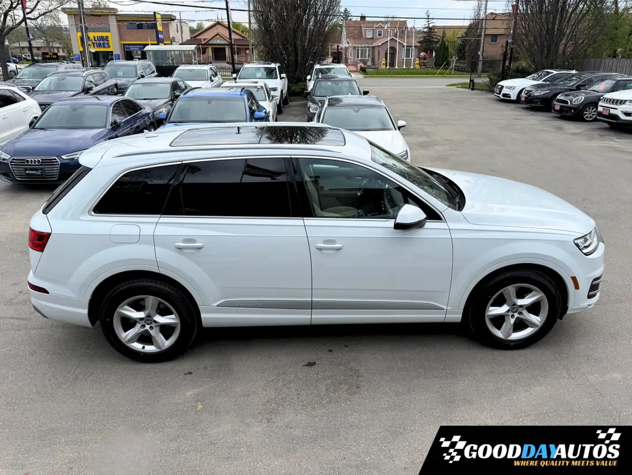 Audi Q7 снимка Audi Q7