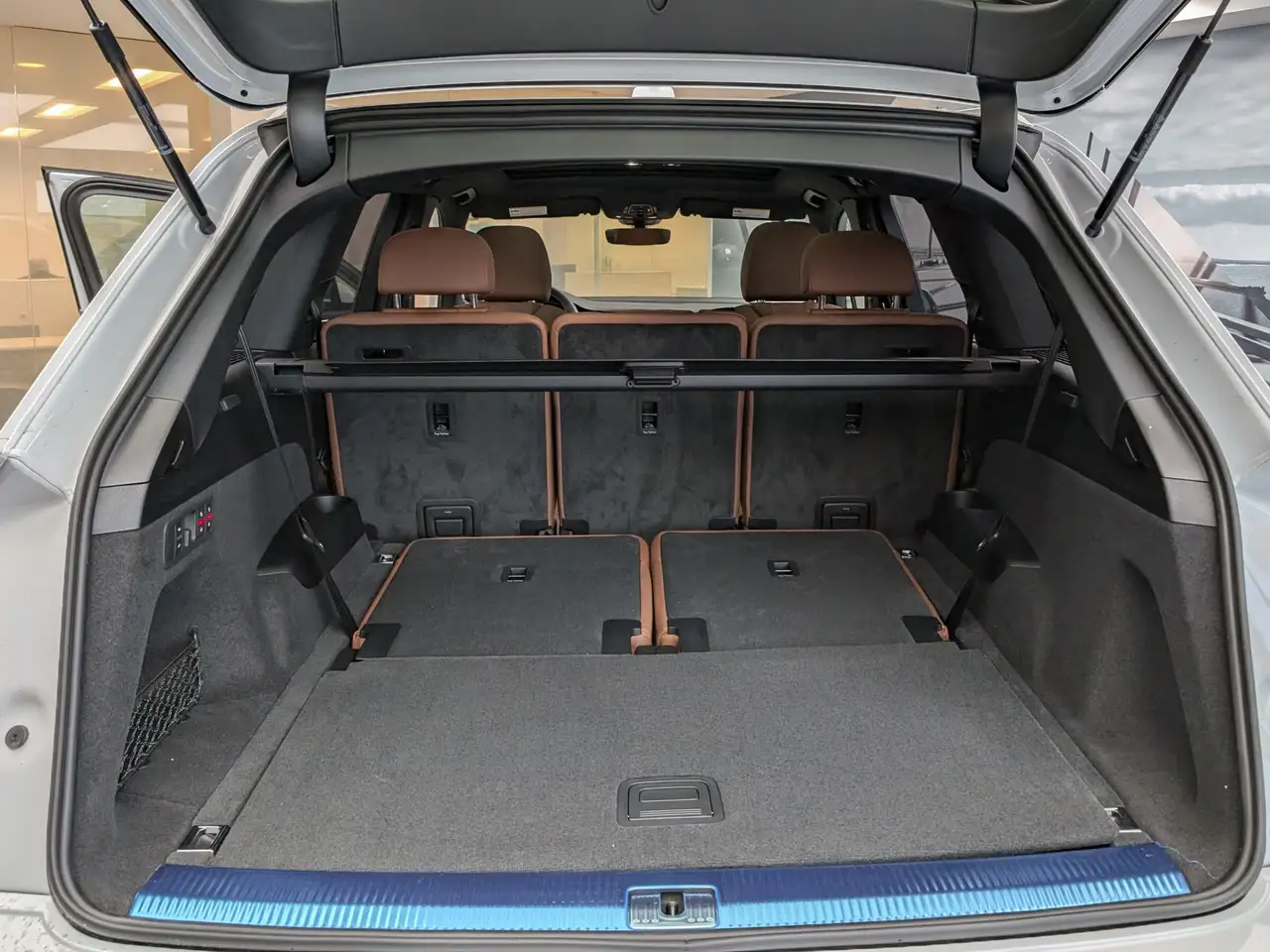Audi Q7 снимка Audi Q7