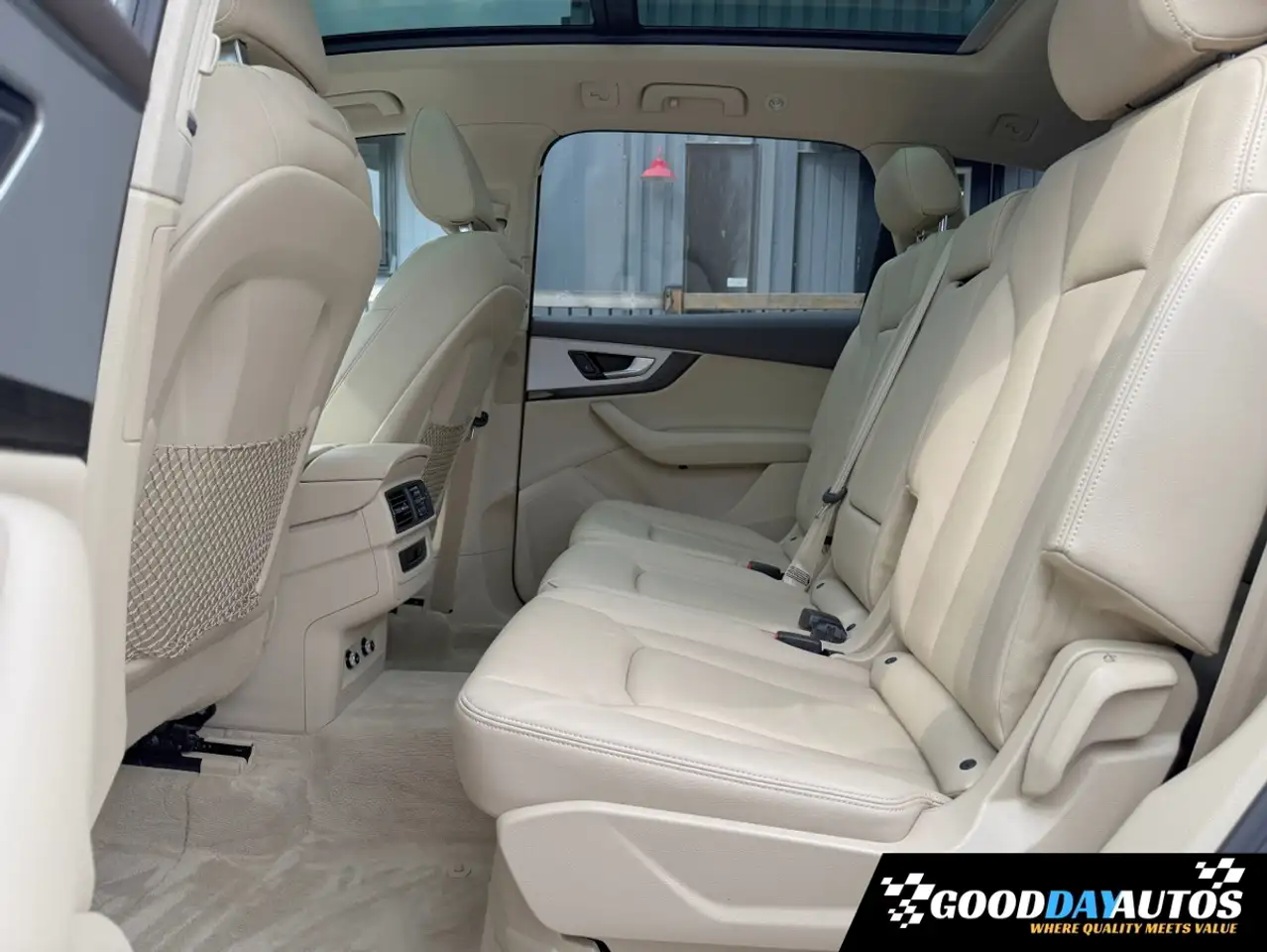 Audi Q7 снимка Audi Q7