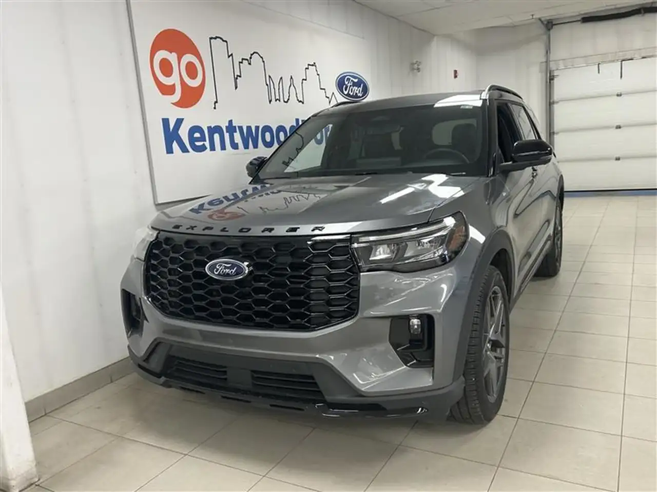 Ford Explorer photo Ford Explorer