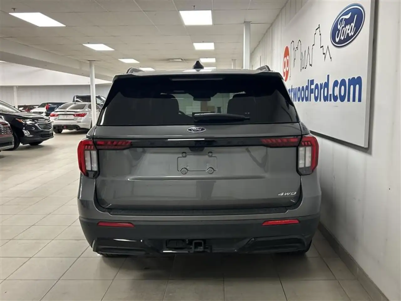 Ford Explorer photo Ford Explorer