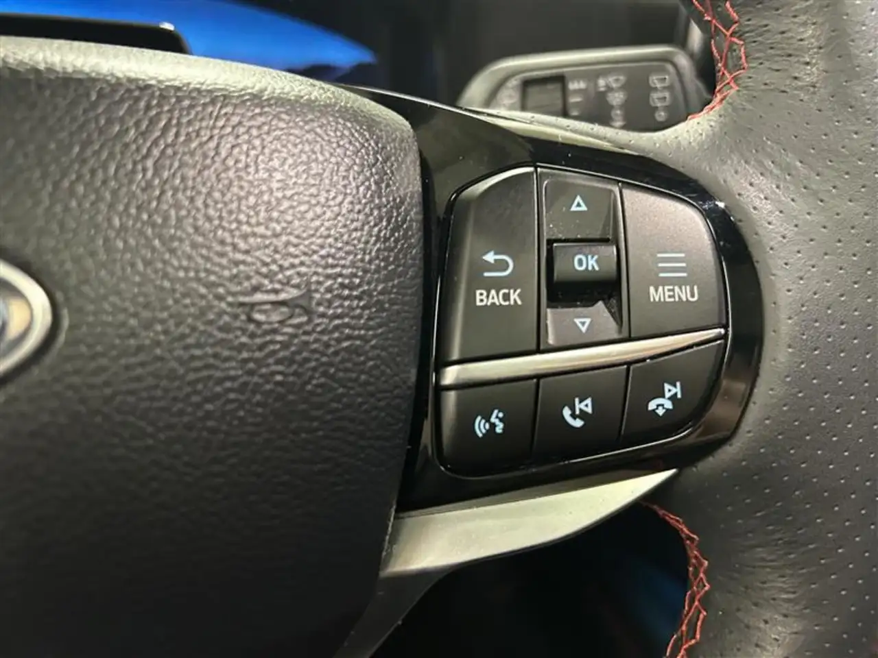 Ford Explorer photo Ford Explorer