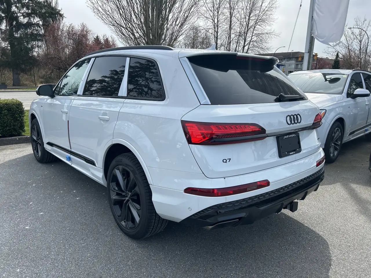Audi Q7 photo Audi Q7