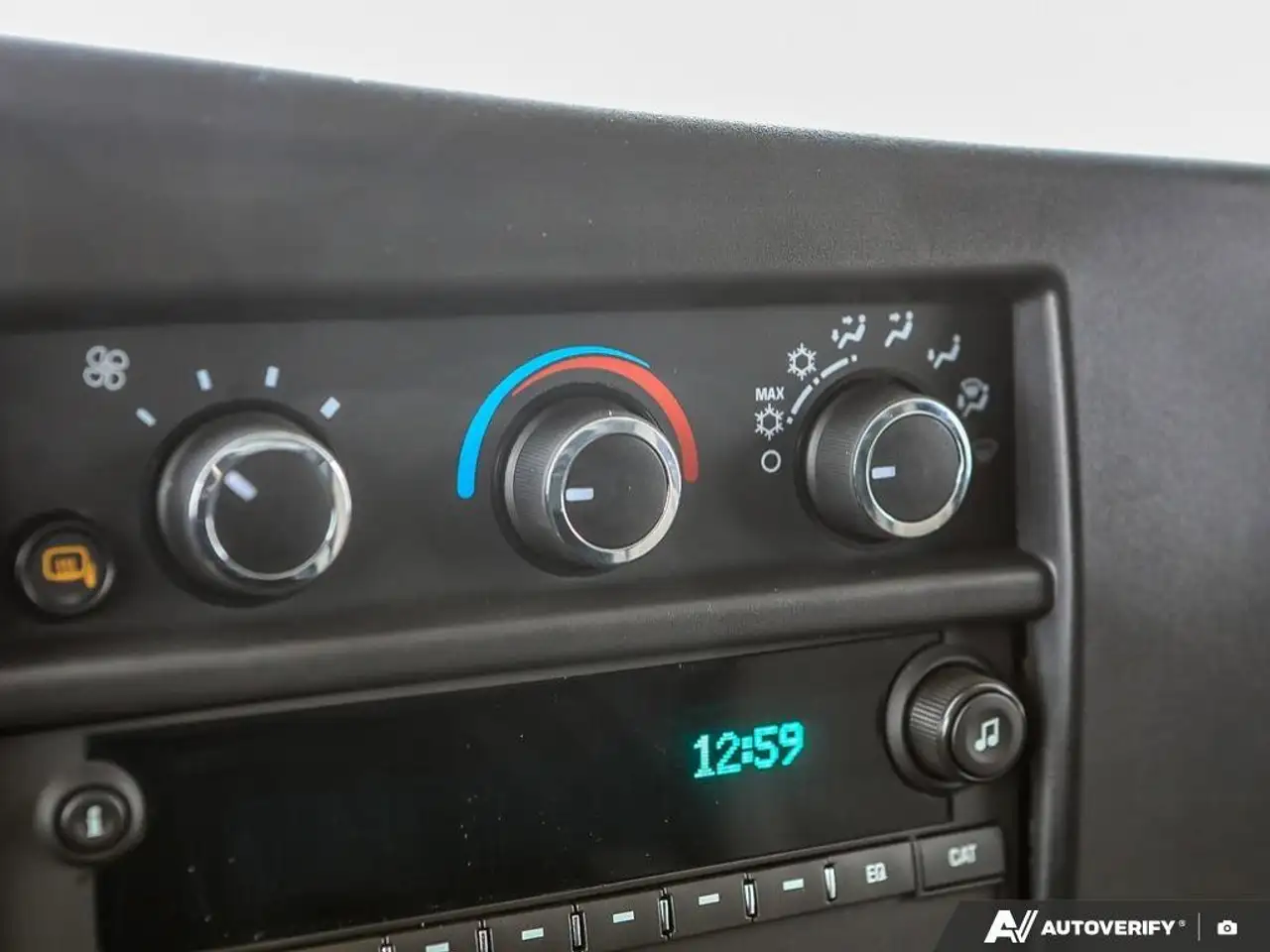 Chevrolet Express 2500 снимка Chevrolet Express 2500