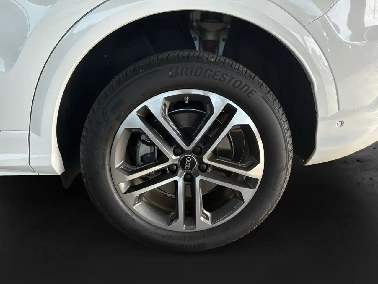 Audi Q5 photo Audi Q5