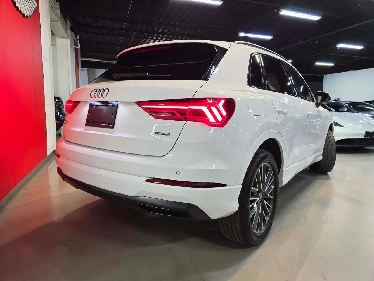 Audi Q3 photo Audi Q3