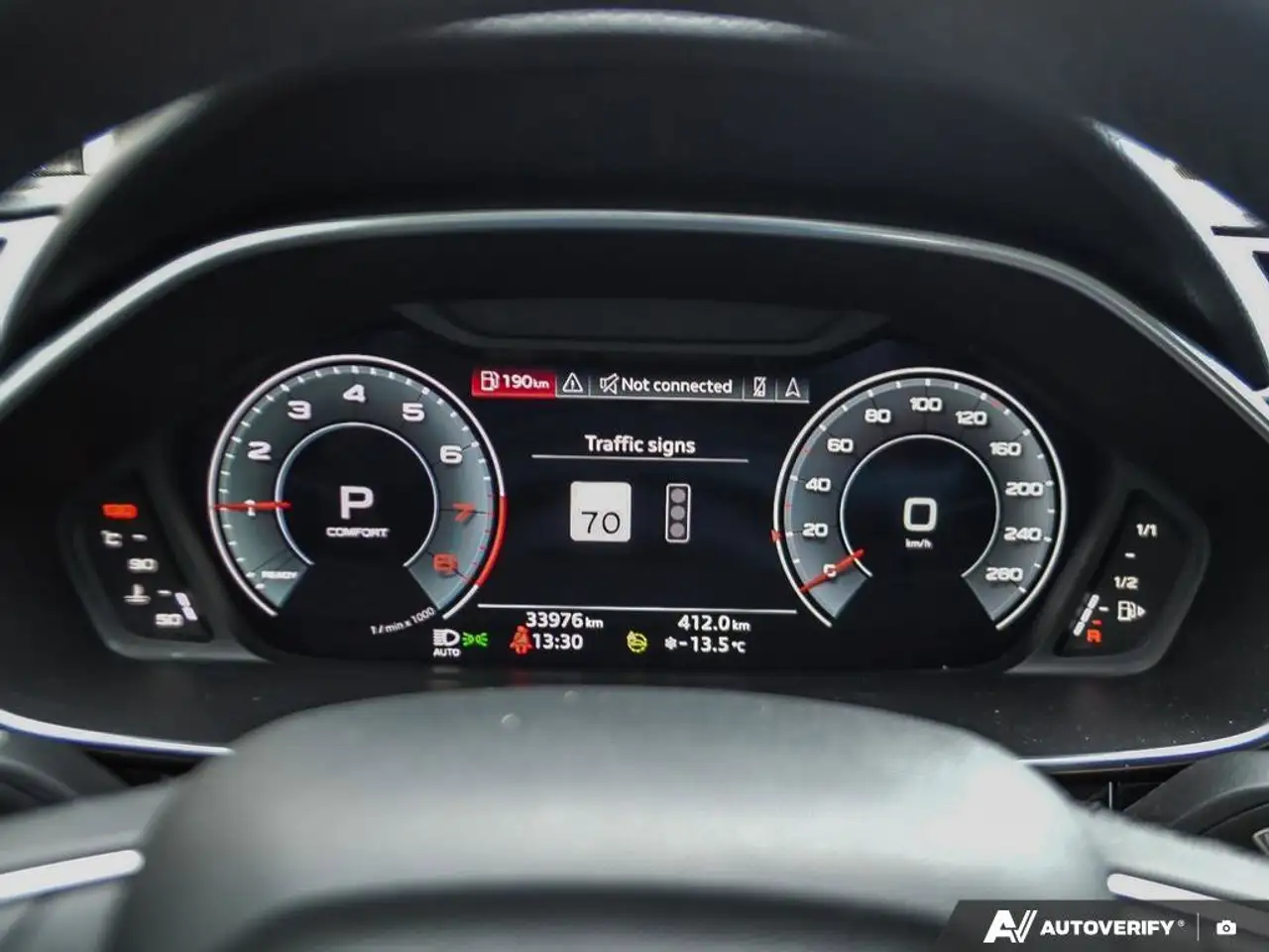 Audi Q3 снимка Audi Q3