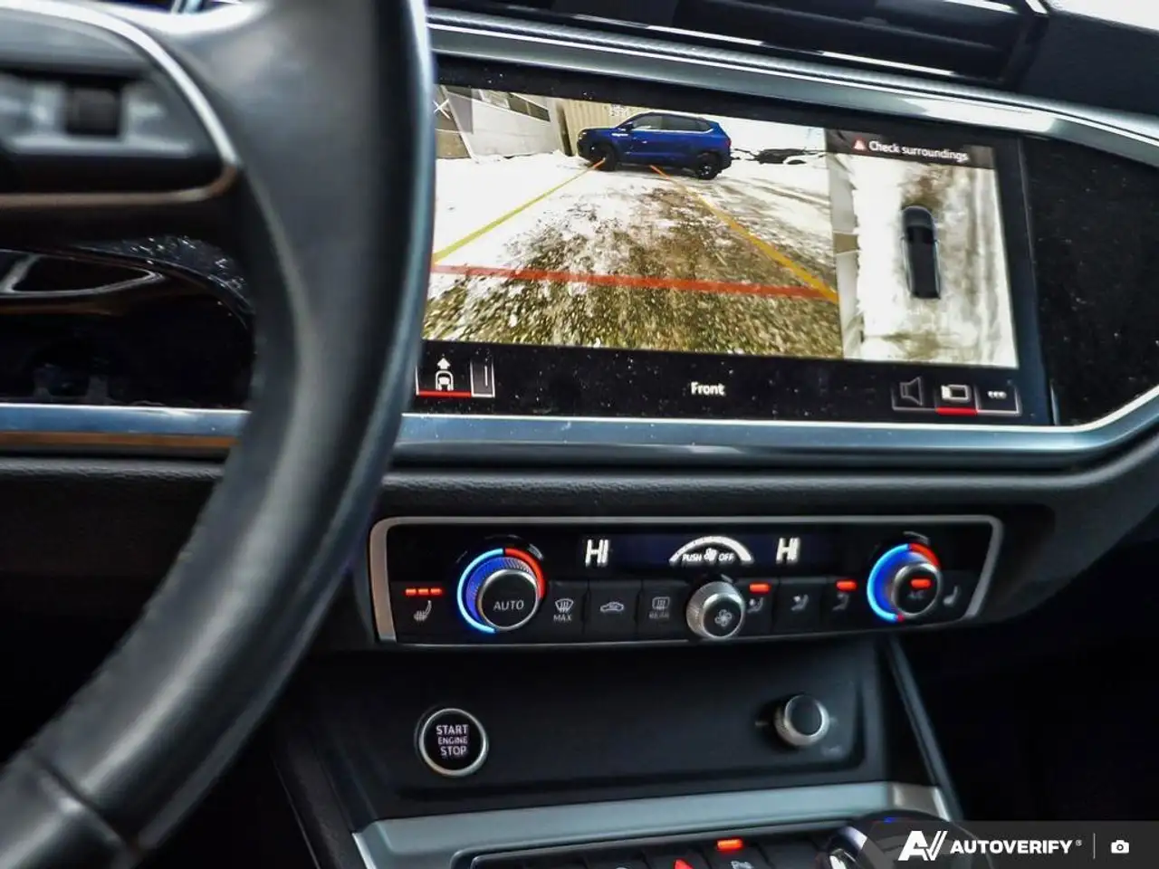 Audi Q3 снимка Audi Q3