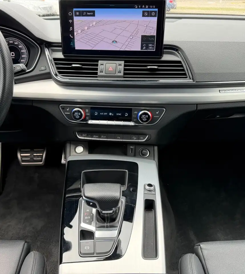 Audi Q5 снимка Audi Q5