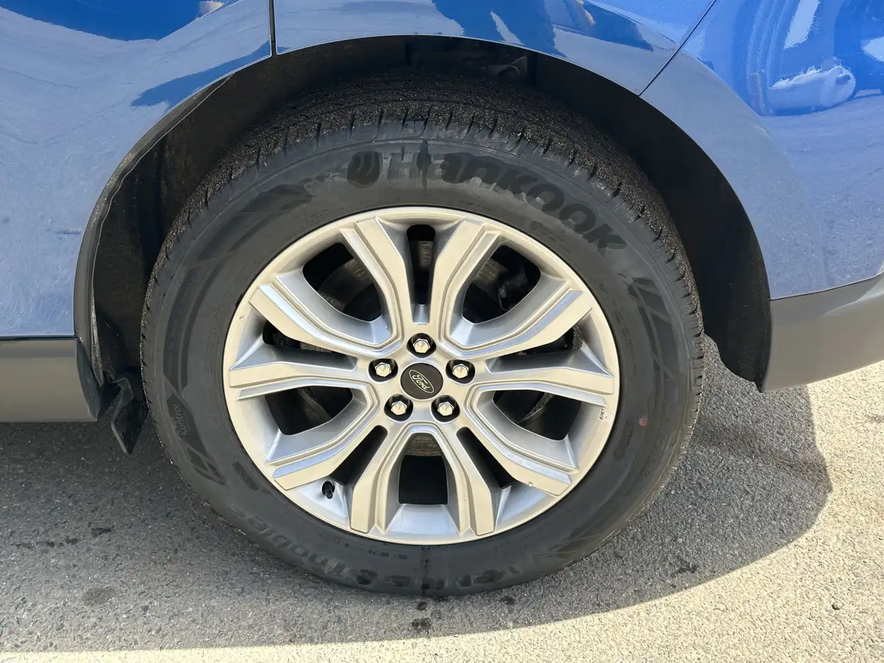 Ford Edge photo Ford Edge