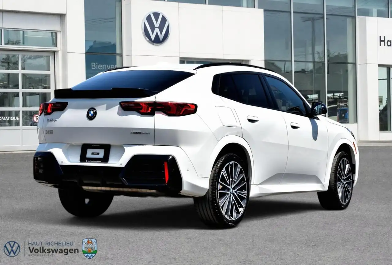 BMW X2 photo BMW X2