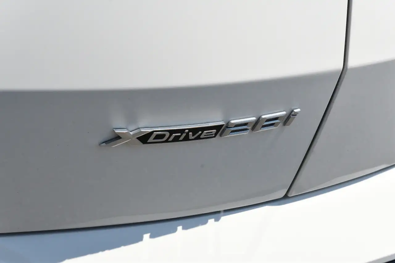 BMW X2 photo BMW X2