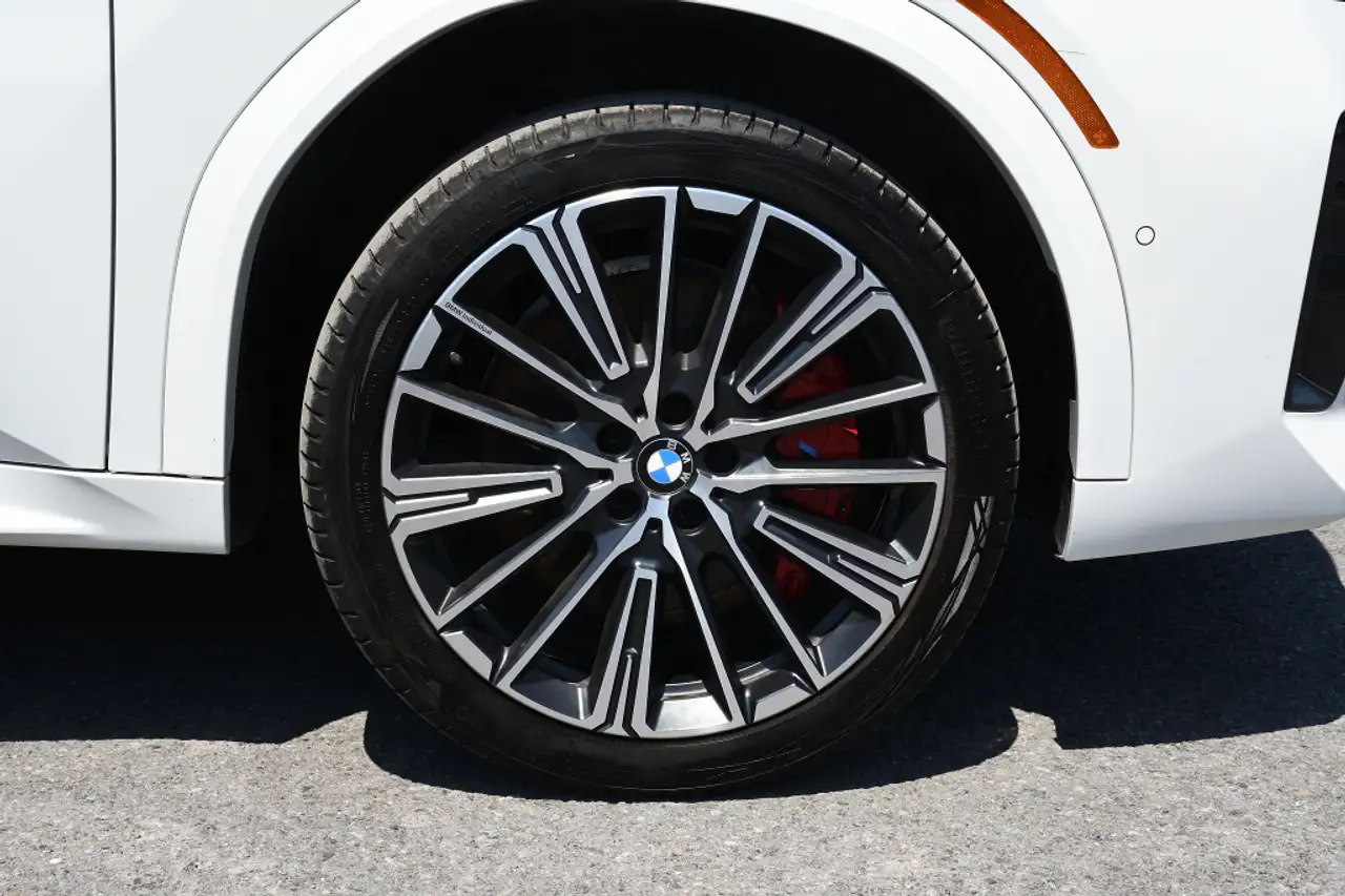 BMW X2 photo BMW X2