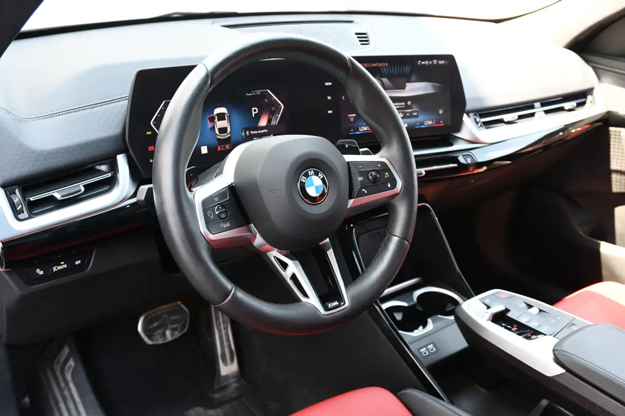 BMW X2 photo BMW X2