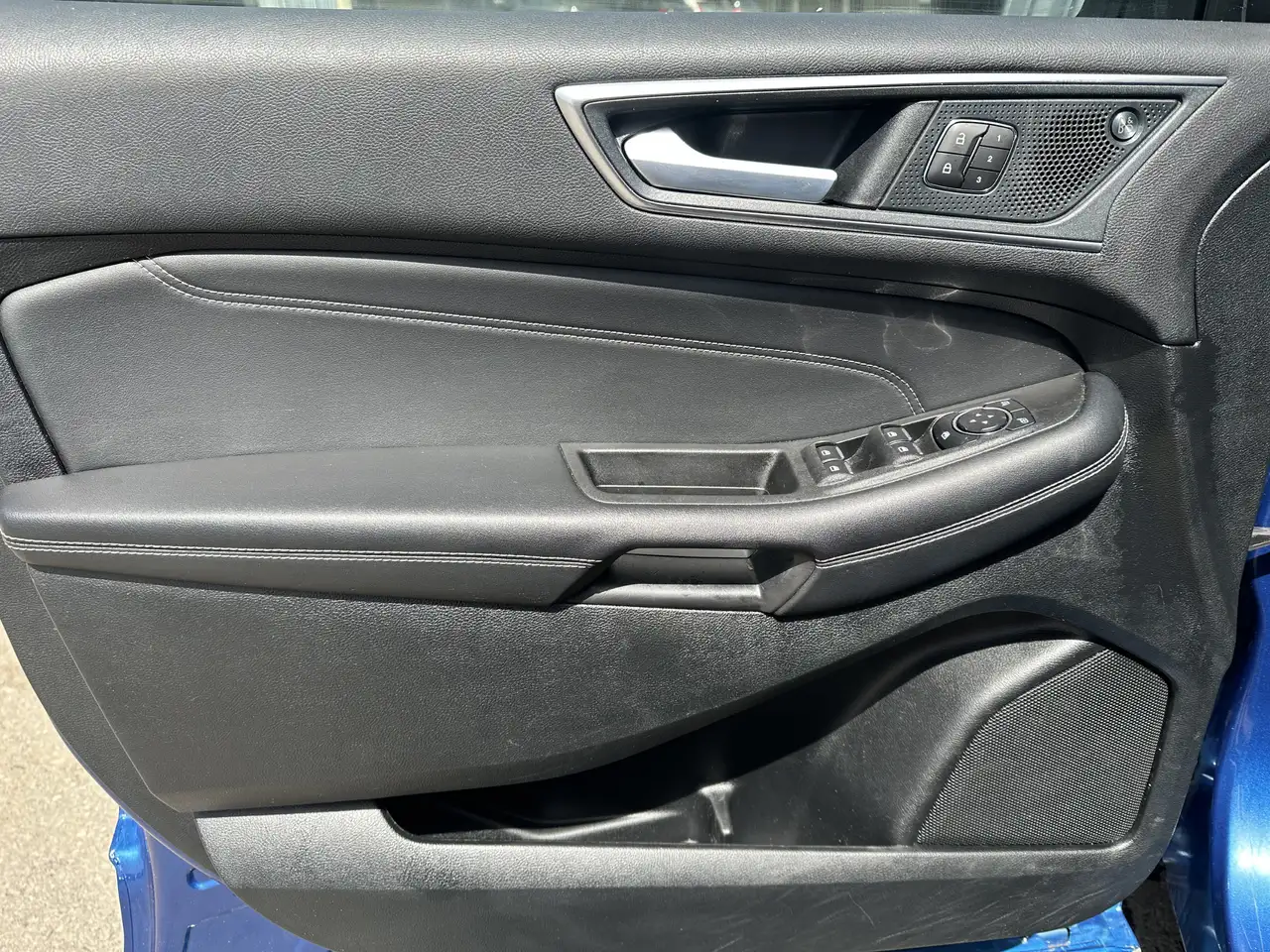 Ford Edge photo Ford Edge