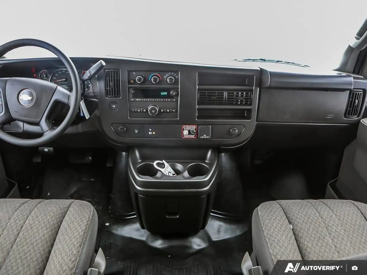 Chevrolet Express 2500 снимка Chevrolet Express 2500