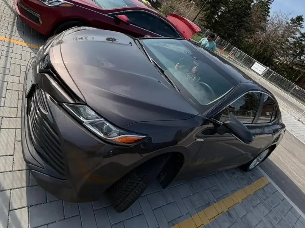Toyota Camry снимка Toyota Camry