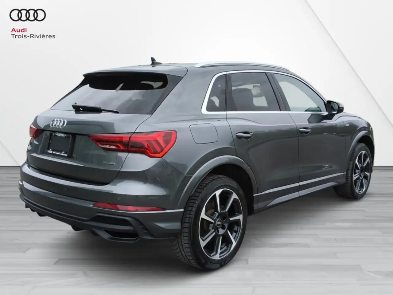 Audi Q3 снимка Audi Q3