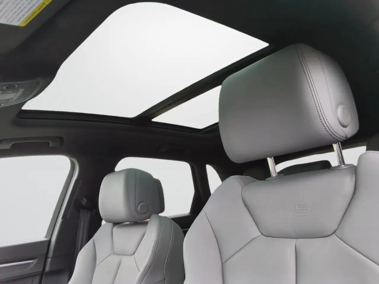 Audi Q3 снимка Audi Q3