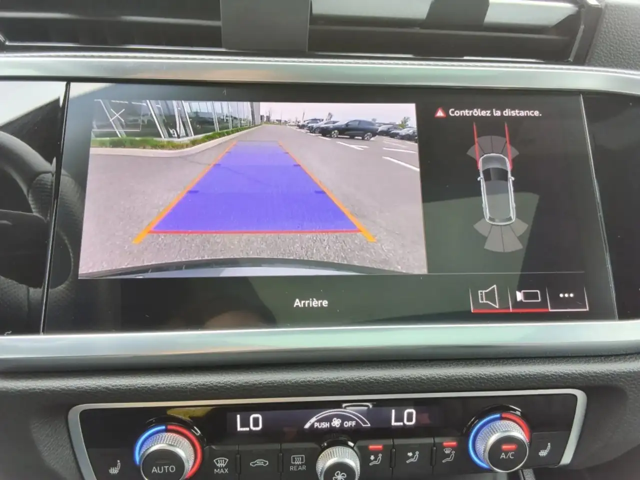 Audi Q3 снимка Audi Q3