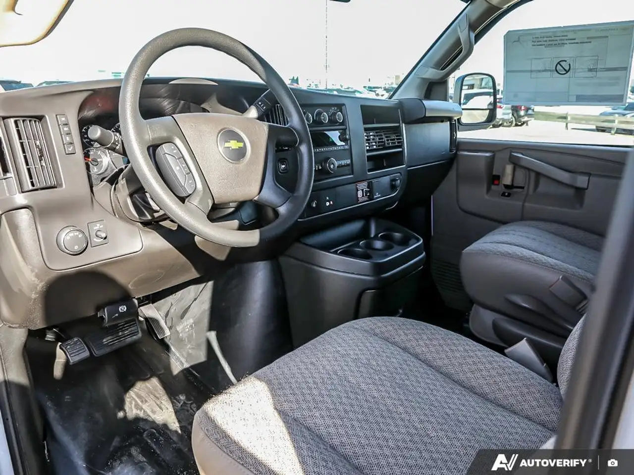 Chevrolet Express 2500 снимка Chevrolet Express 2500