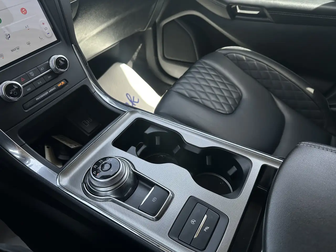 Ford Edge photo Ford Edge