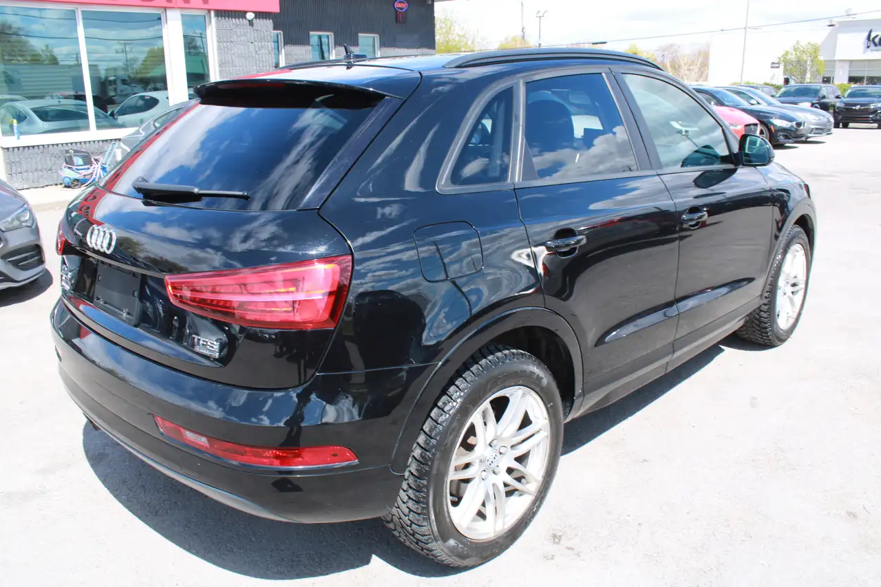 Audi Q3 снимка Audi Q3