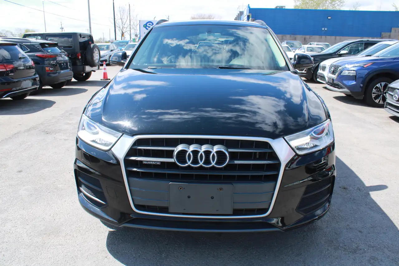 Audi Q3 снимка Audi Q3