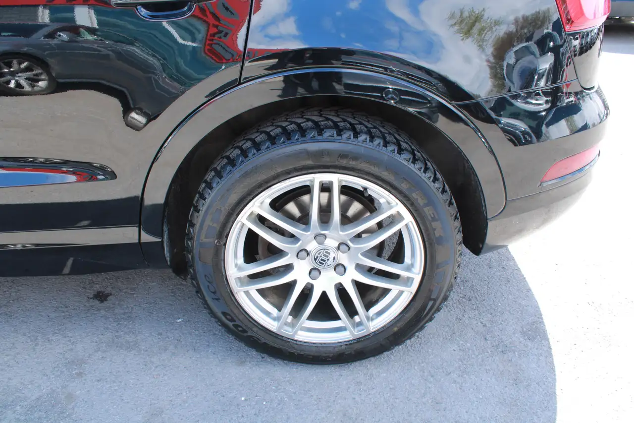 Audi Q3 снимка Audi Q3