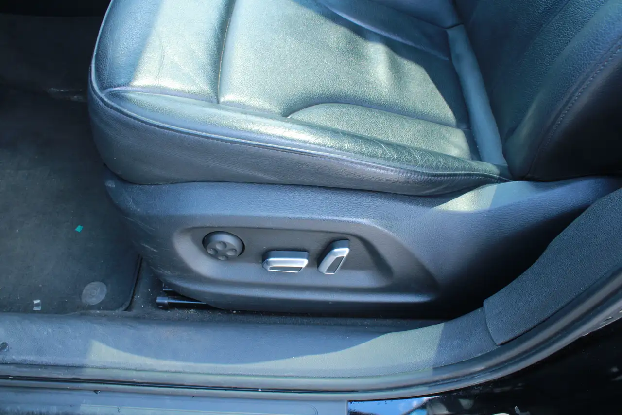 Audi Q3 снимка Audi Q3