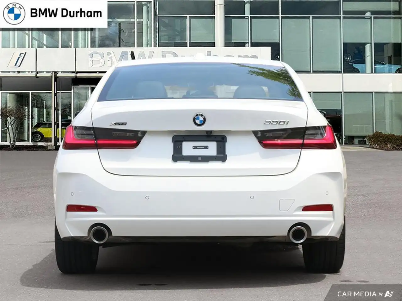 BMW 3 Series photo BMW 3 Series