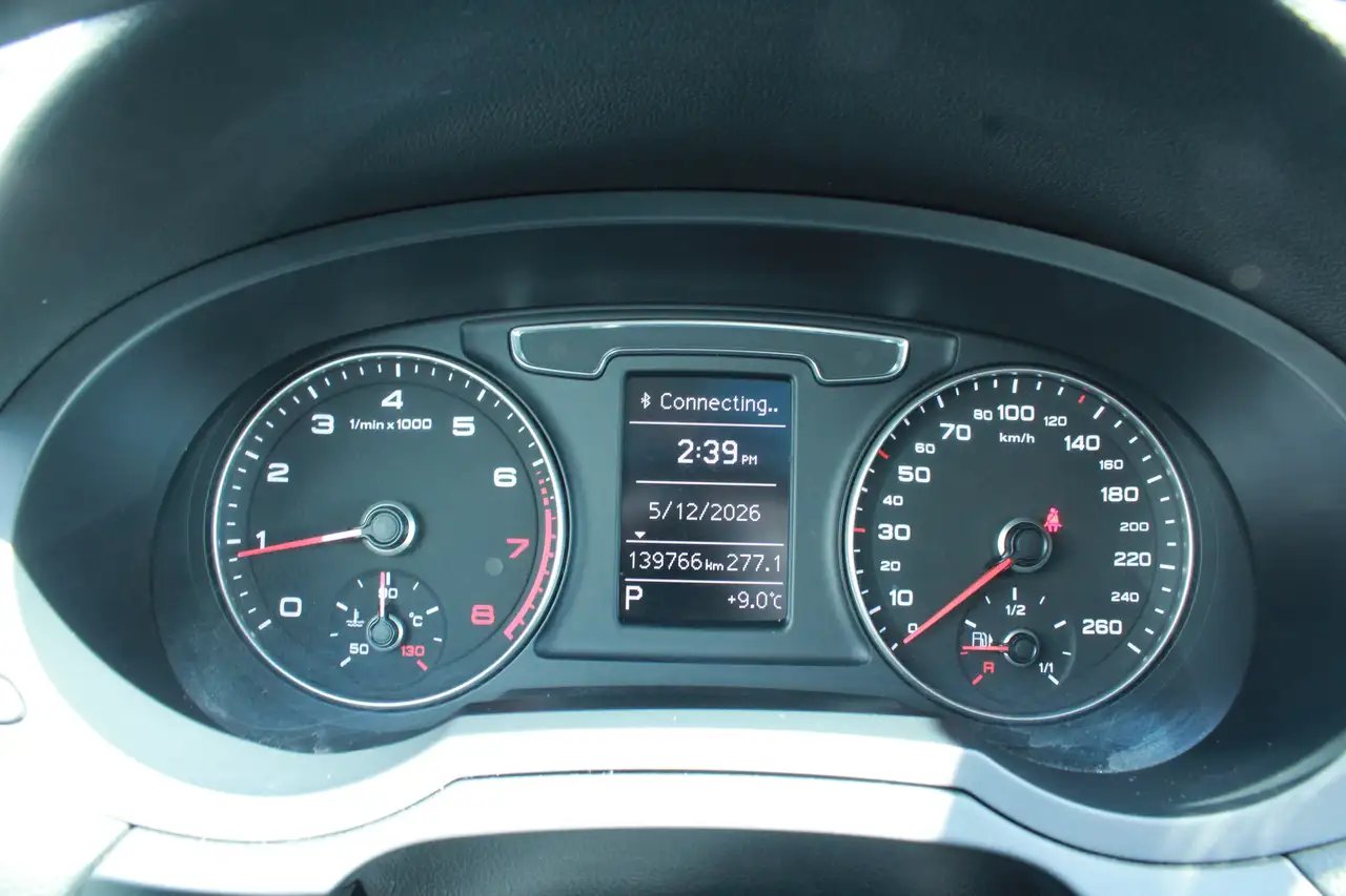 Audi Q3 снимка Audi Q3
