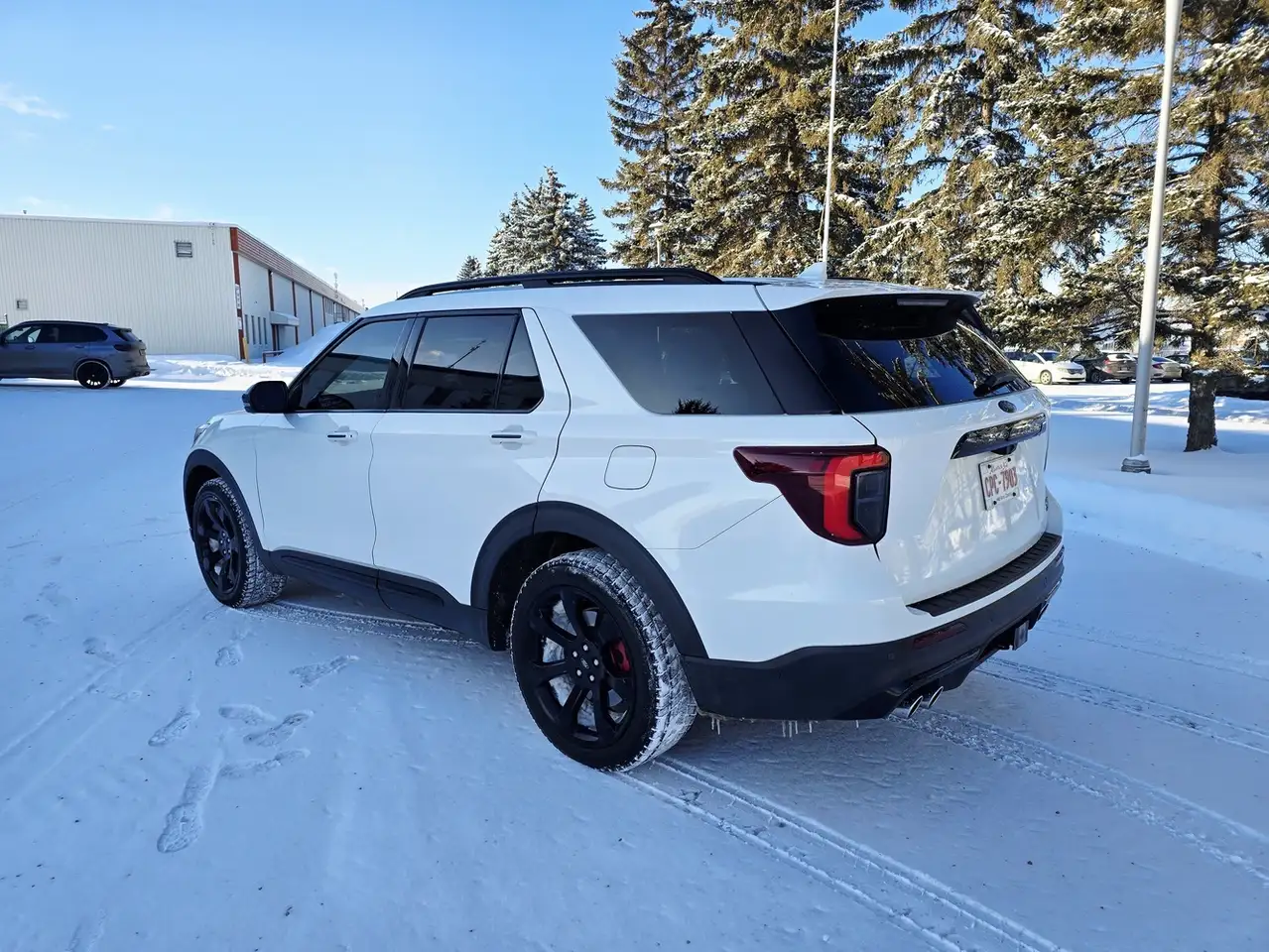 Ford Explorer photo Ford Explorer
