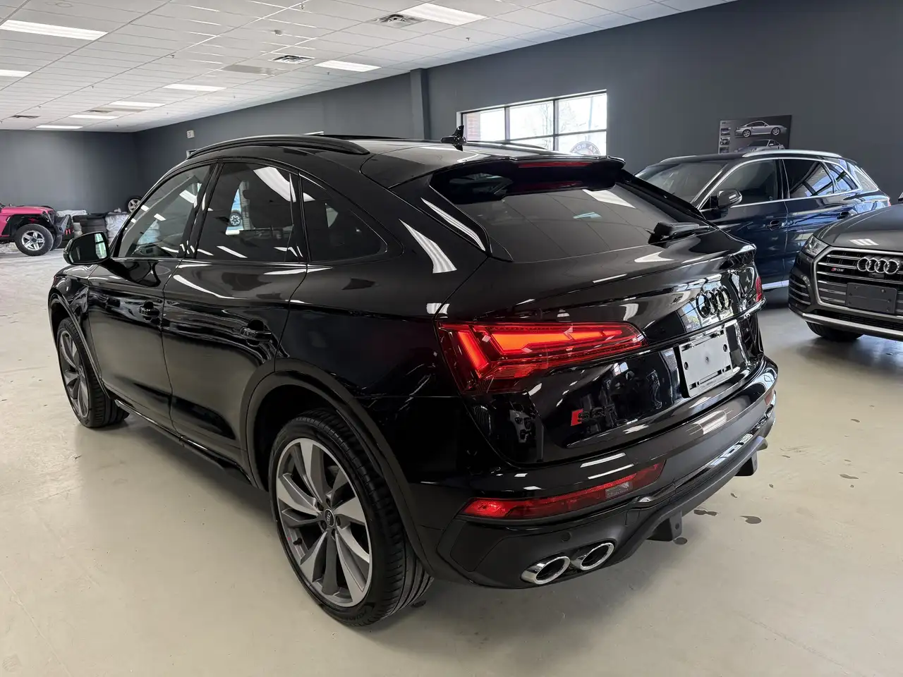 Audi SQ5 снимка Audi SQ5