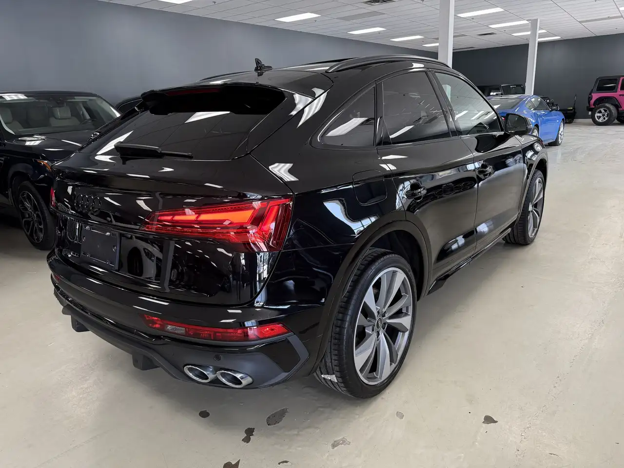 Audi SQ5 снимка Audi SQ5