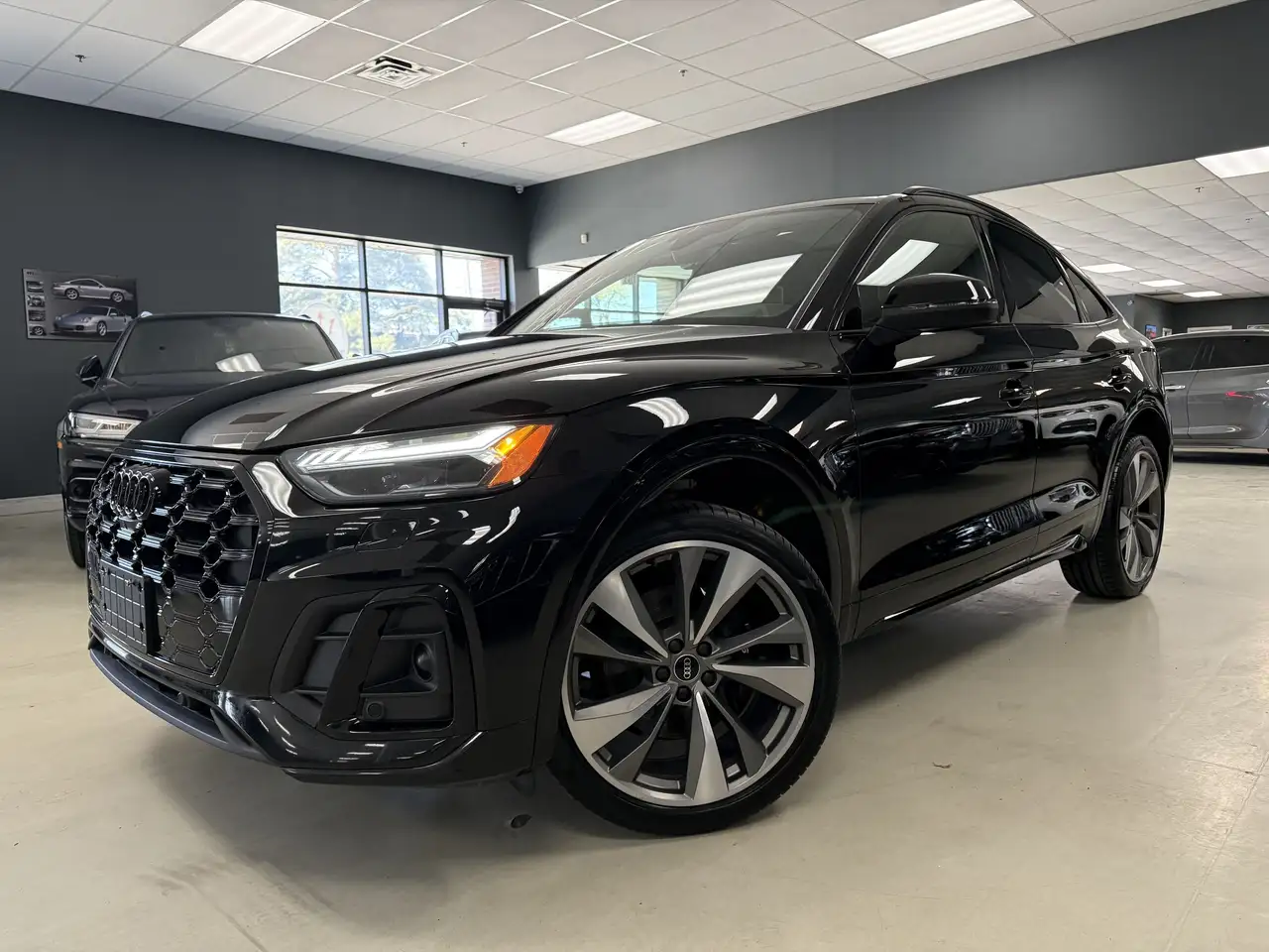 Audi SQ5 снимка Audi SQ5