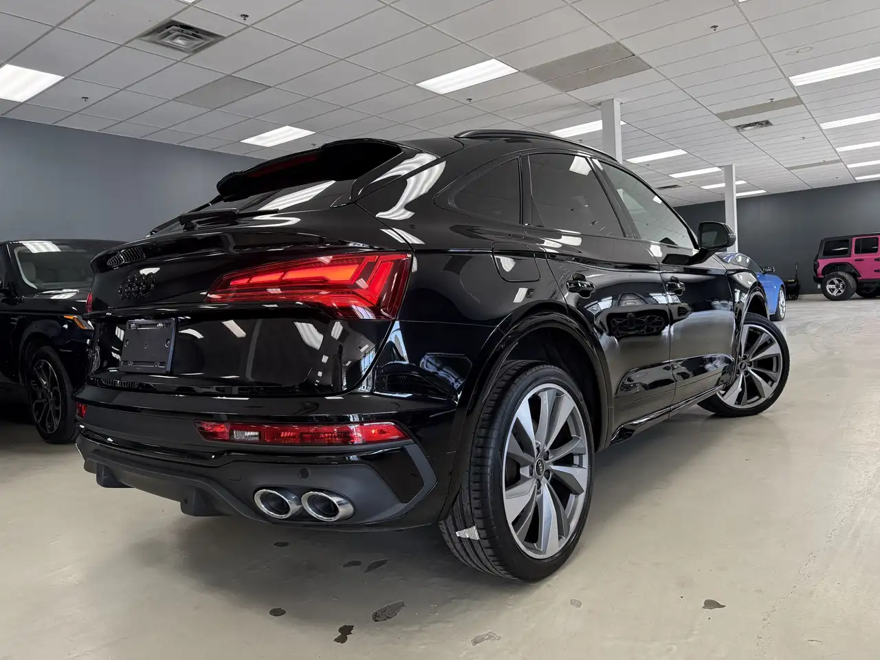 Audi SQ5 снимка Audi SQ5