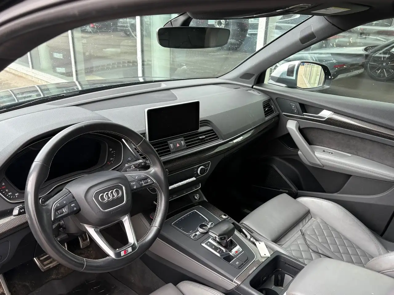 Audi SQ5 fotografie Audi SQ5