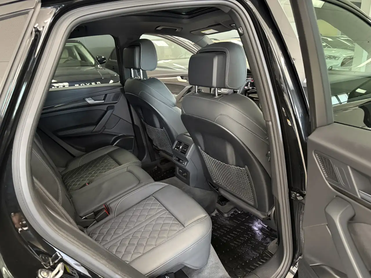 Audi SQ5 снимка Audi SQ5