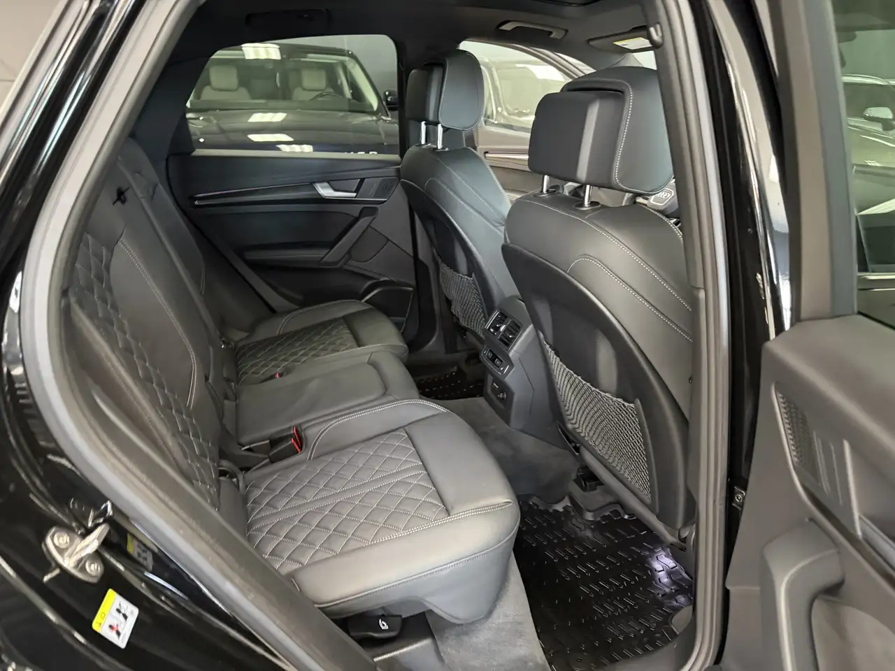 Audi SQ5 снимка Audi SQ5