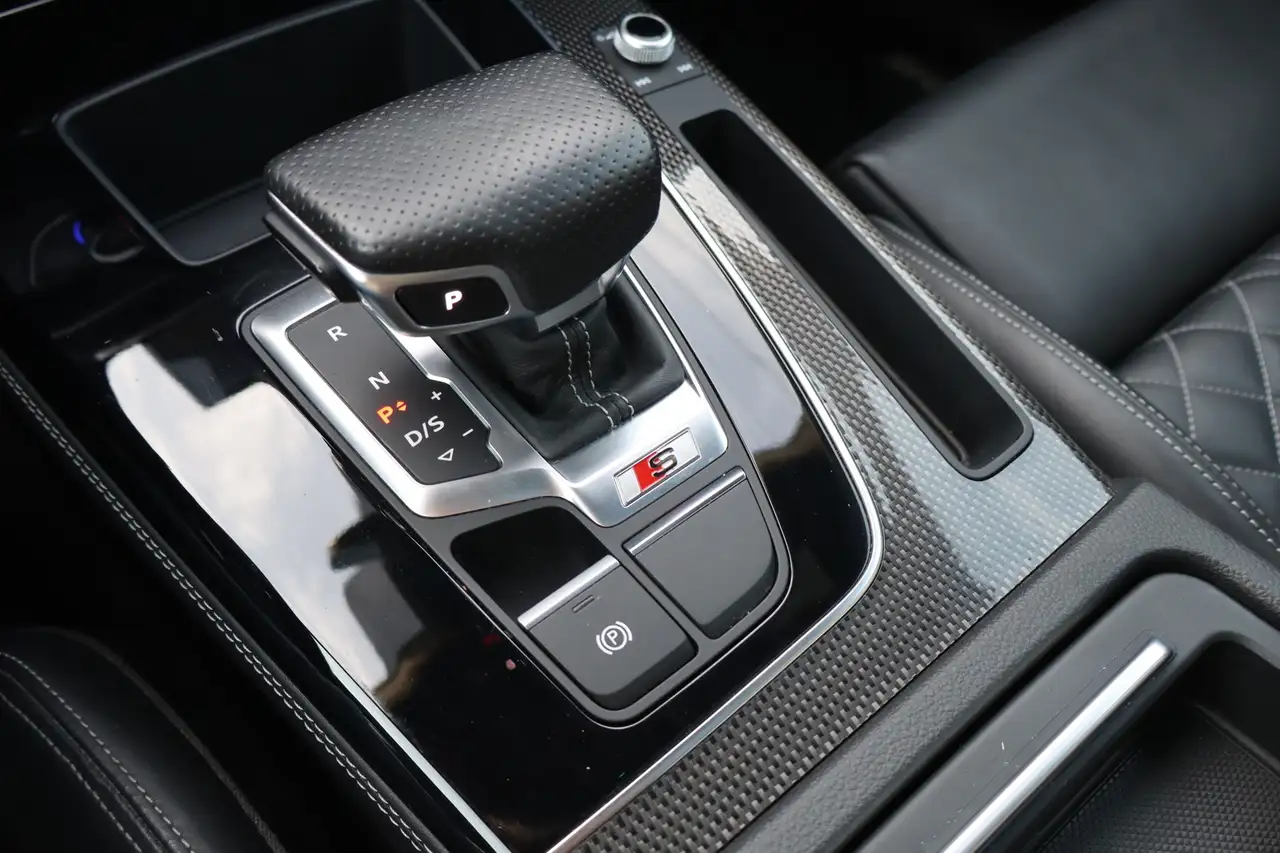 Audi SQ5 fotografie Audi SQ5