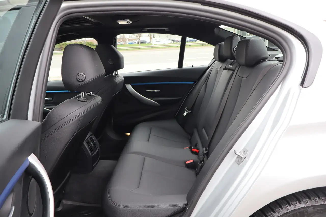 BMW 3 Series fotografie BMW 3 Series