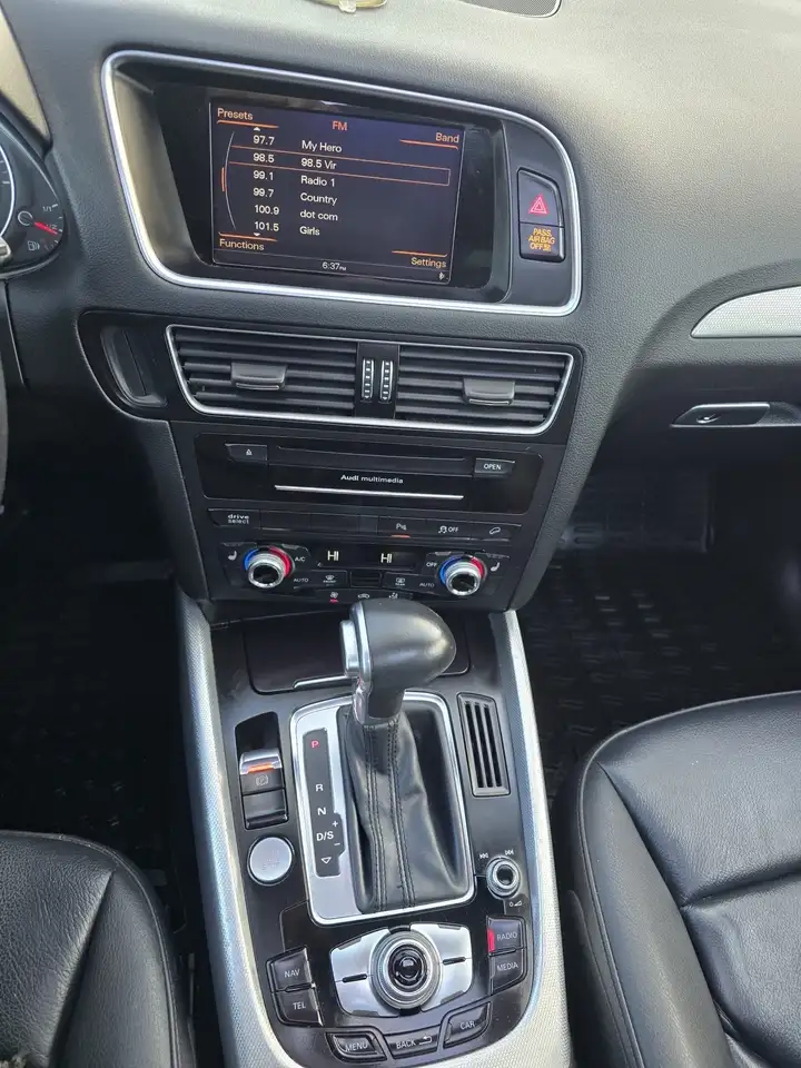 Audi Q5 снимка Audi Q5
