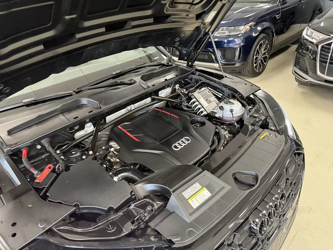 Audi SQ5 снимка Audi SQ5