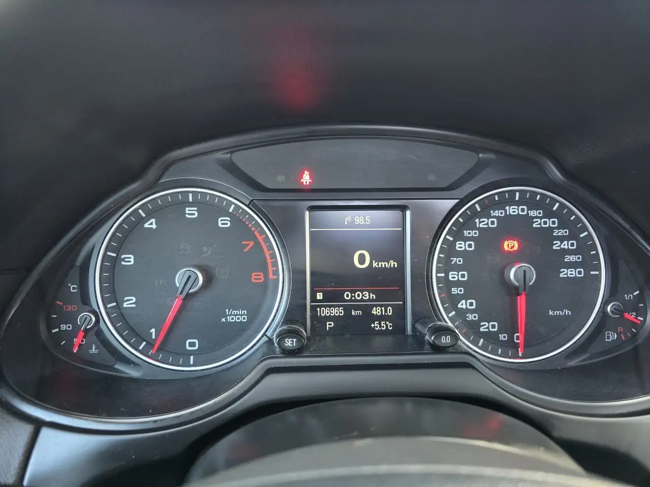 Audi Q5 снимка Audi Q5