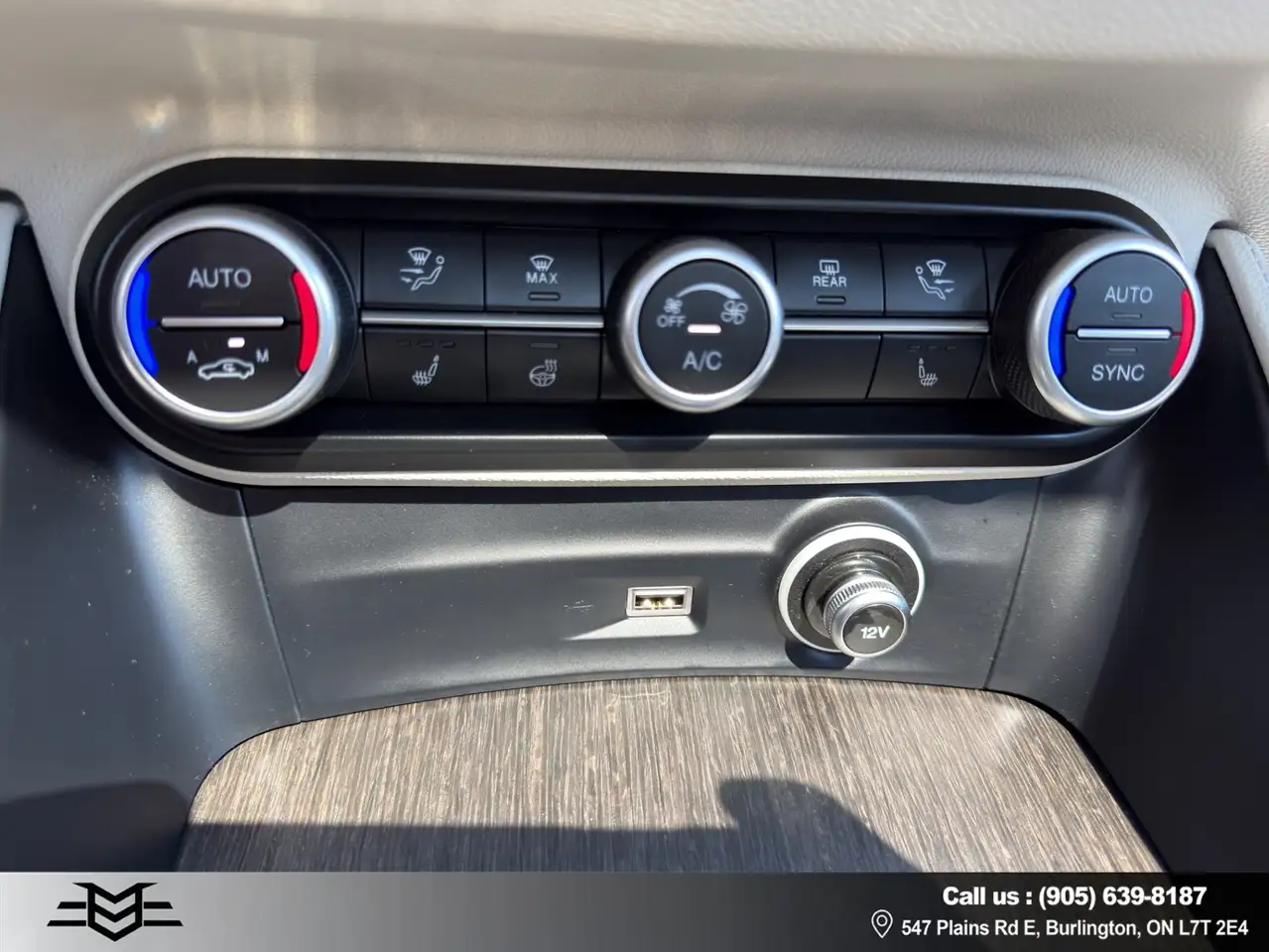 Alfa Romeo Stelvio снимка Alfa Romeo Stelvio