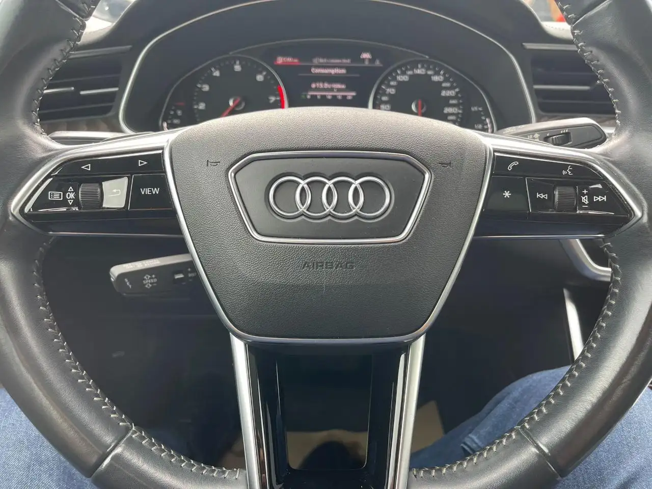 Audi A6 снимка Audi A6